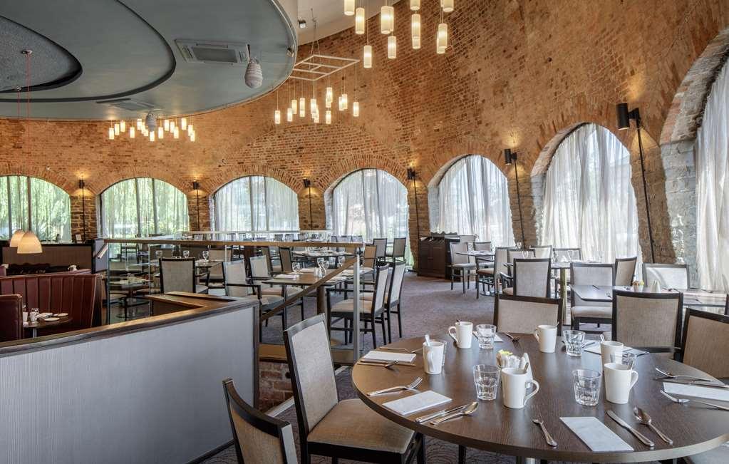 Doubletree By Hilton Bristol City Centre Restaurant photo